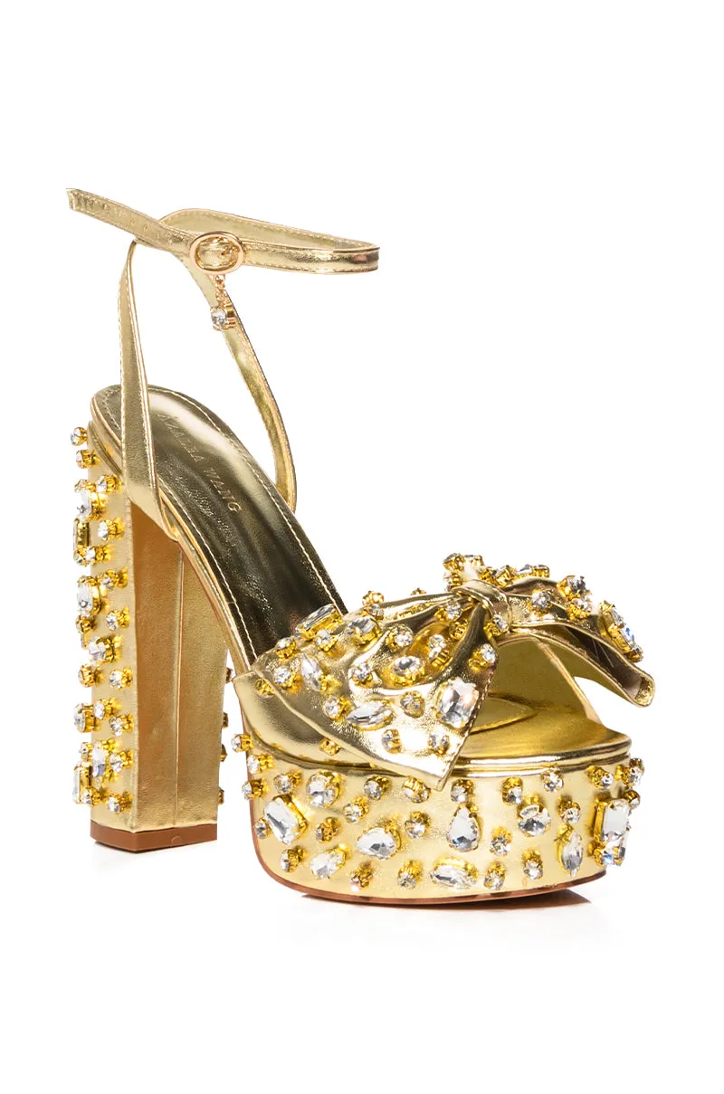 AZALEA WANG MAYA EMBELLISHED BOW CHUNKY SANDAL IN GOLD