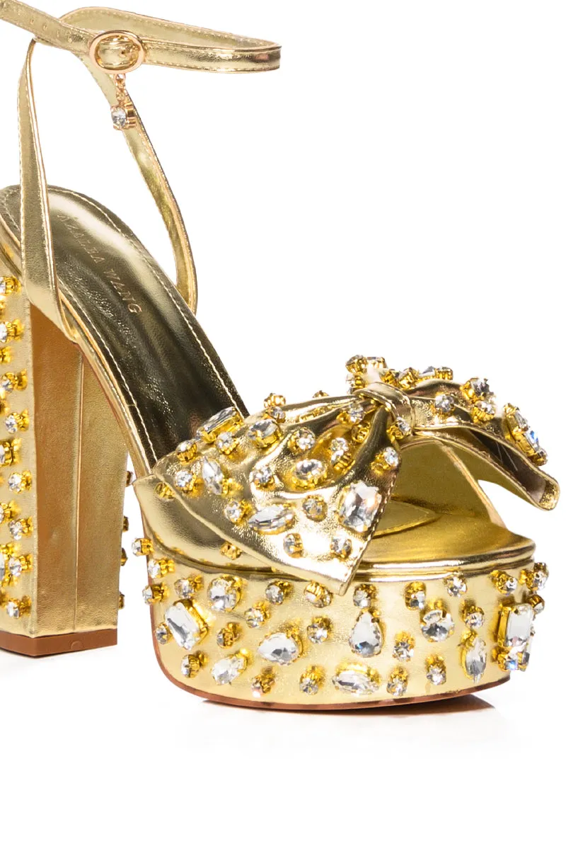 AZALEA WANG MAYA EMBELLISHED BOW CHUNKY SANDAL IN GOLD